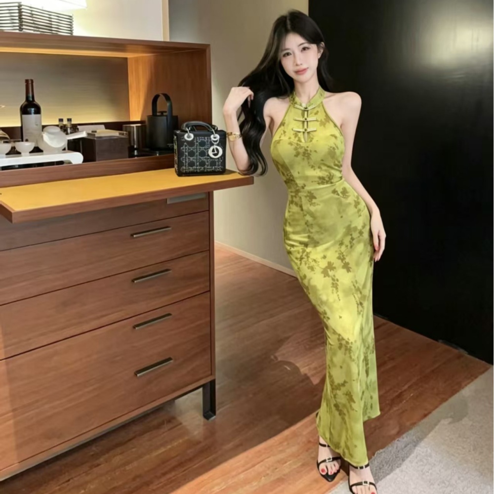 Low-cut strapless cheongsam package hip sexy dress