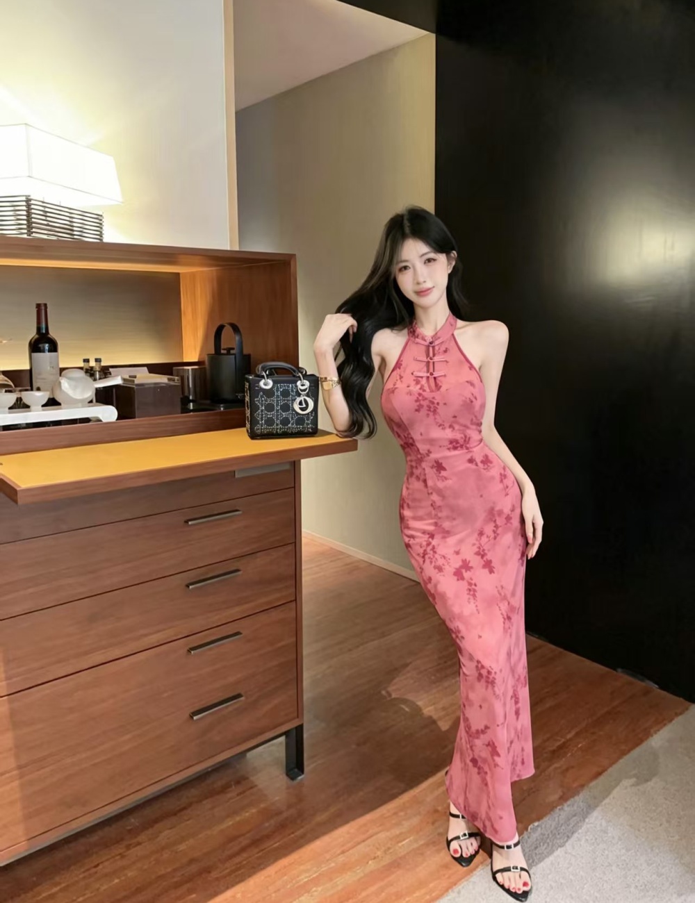 Low-cut strapless cheongsam package hip sexy dress