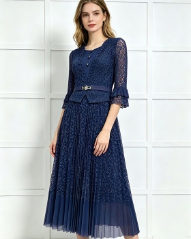 Large yard fold dress for women