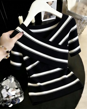 Spicegirl V-neck T-shirt slim knitted tops for women