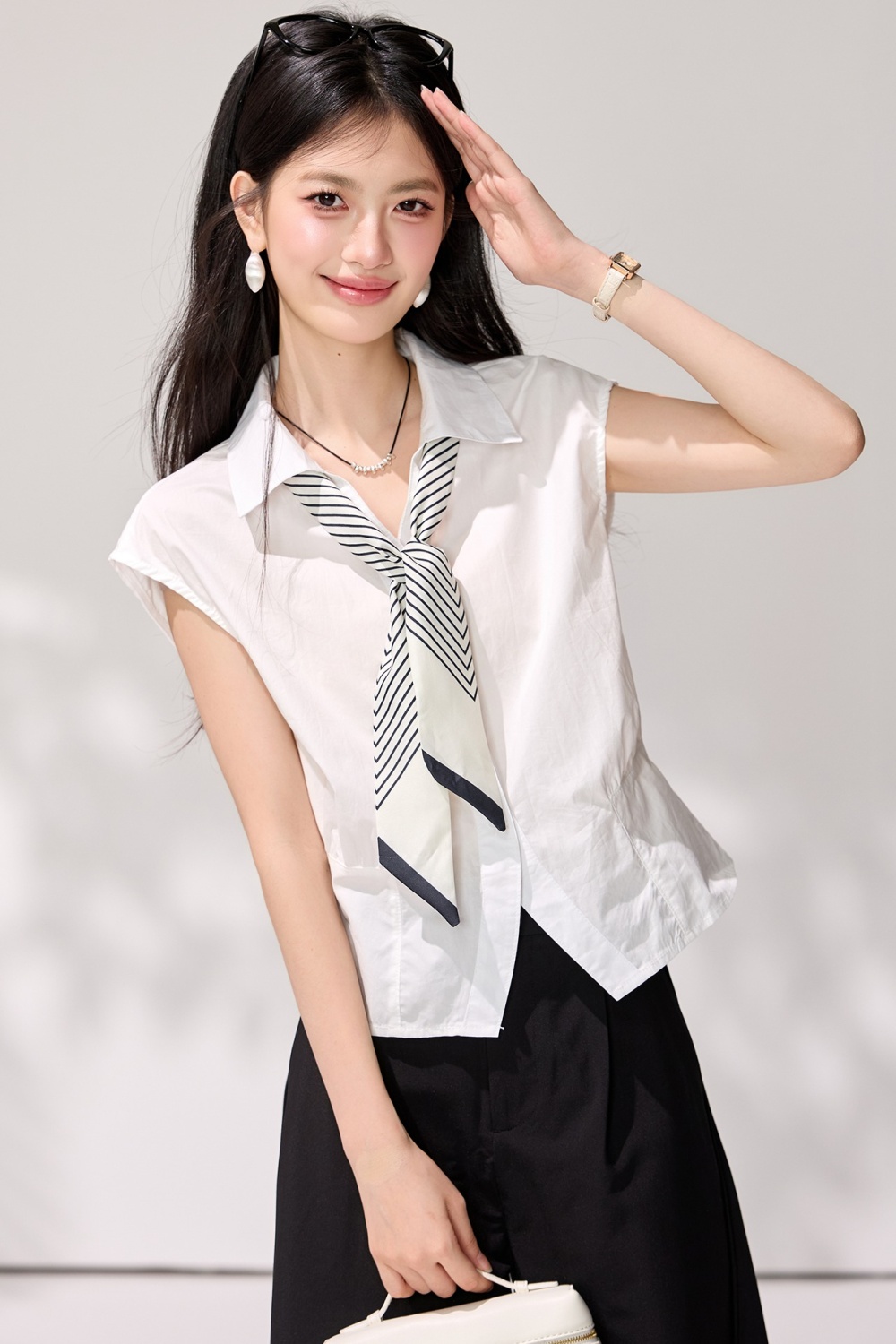 Summer slim stripe scarves lapel sleeveless white shirt