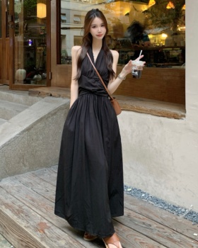 Fold V-neck white vest halter slim dress