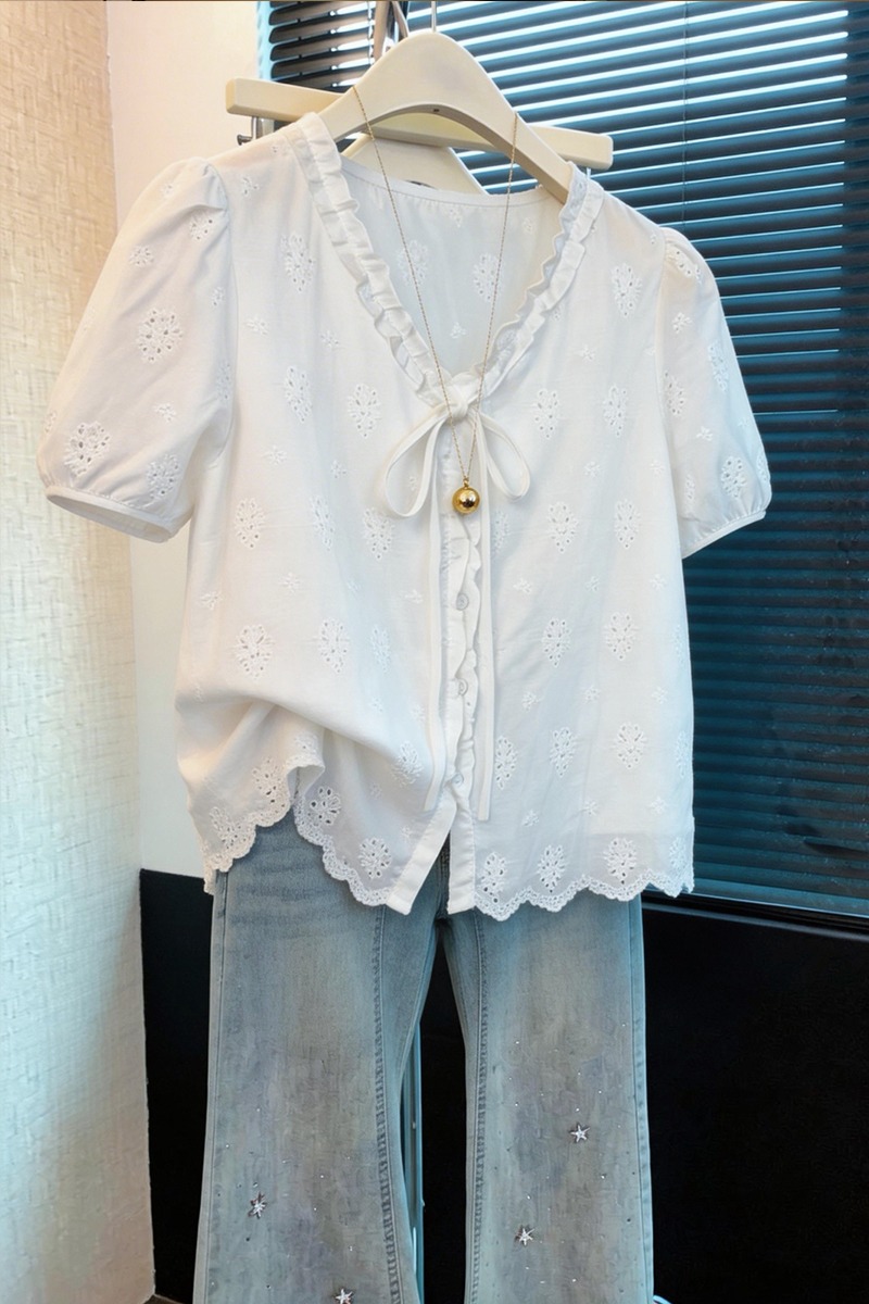 Summer short sleeve small shirt embroidery tops for women