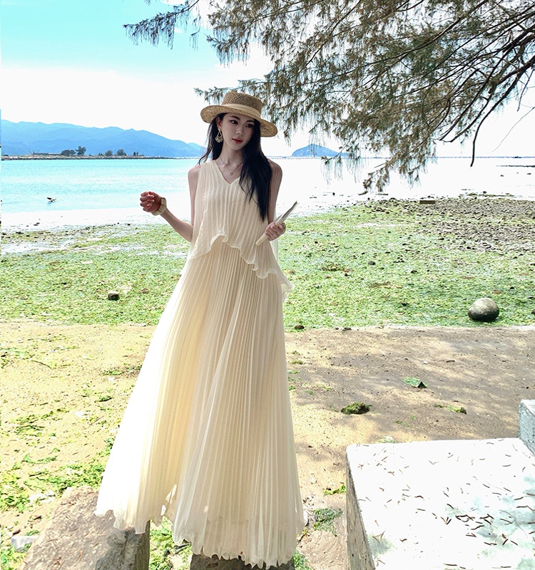 Seaside summer dress vacation pleated long dress