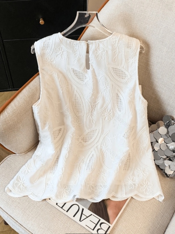 Round neck all-match fashion simple embroidery shirt