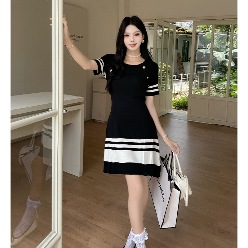 Knitted A-line T-back mixed colors stripe dress for women