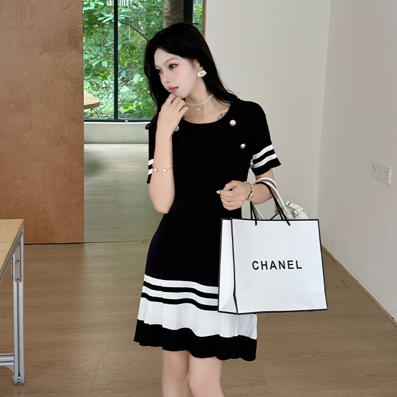 Knitted A-line T-back mixed colors stripe dress for women
