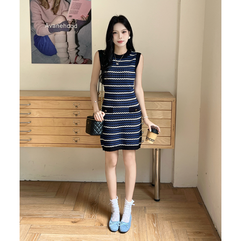 Mixed colors slim T-back sleeveless summer dress