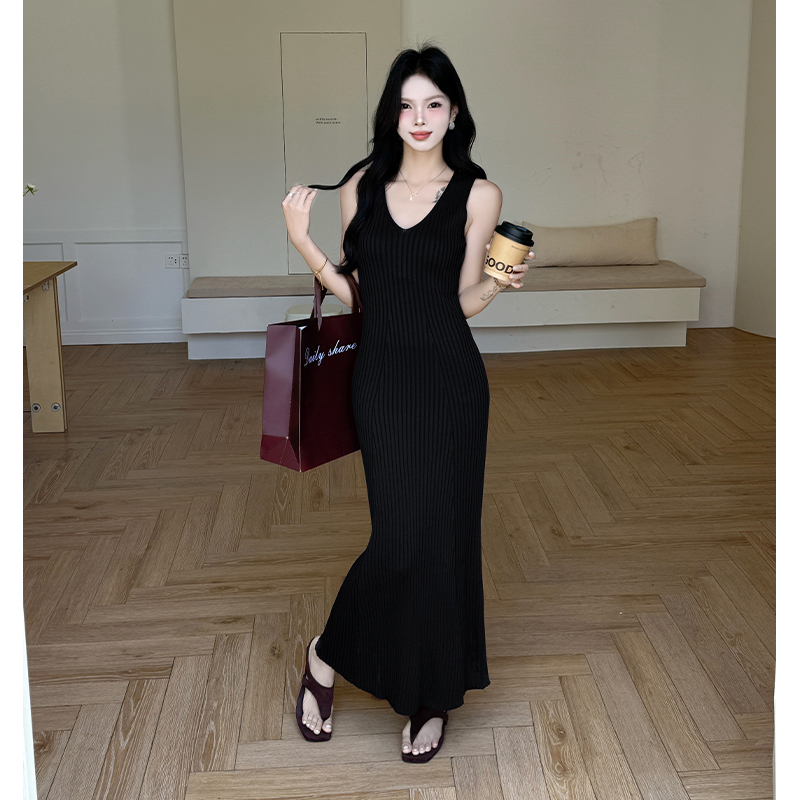 Slim sleeveless dress dress for women