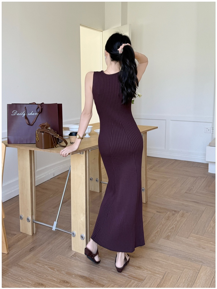 Slim sleeveless dress dress for women