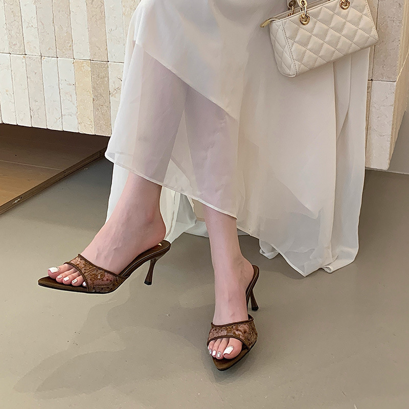 Summer wears outside slippers embroidery sexy stilettos