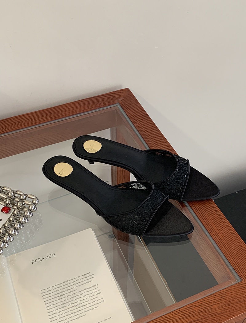 Sexy summer slippers embroidery high-heeled shoes
