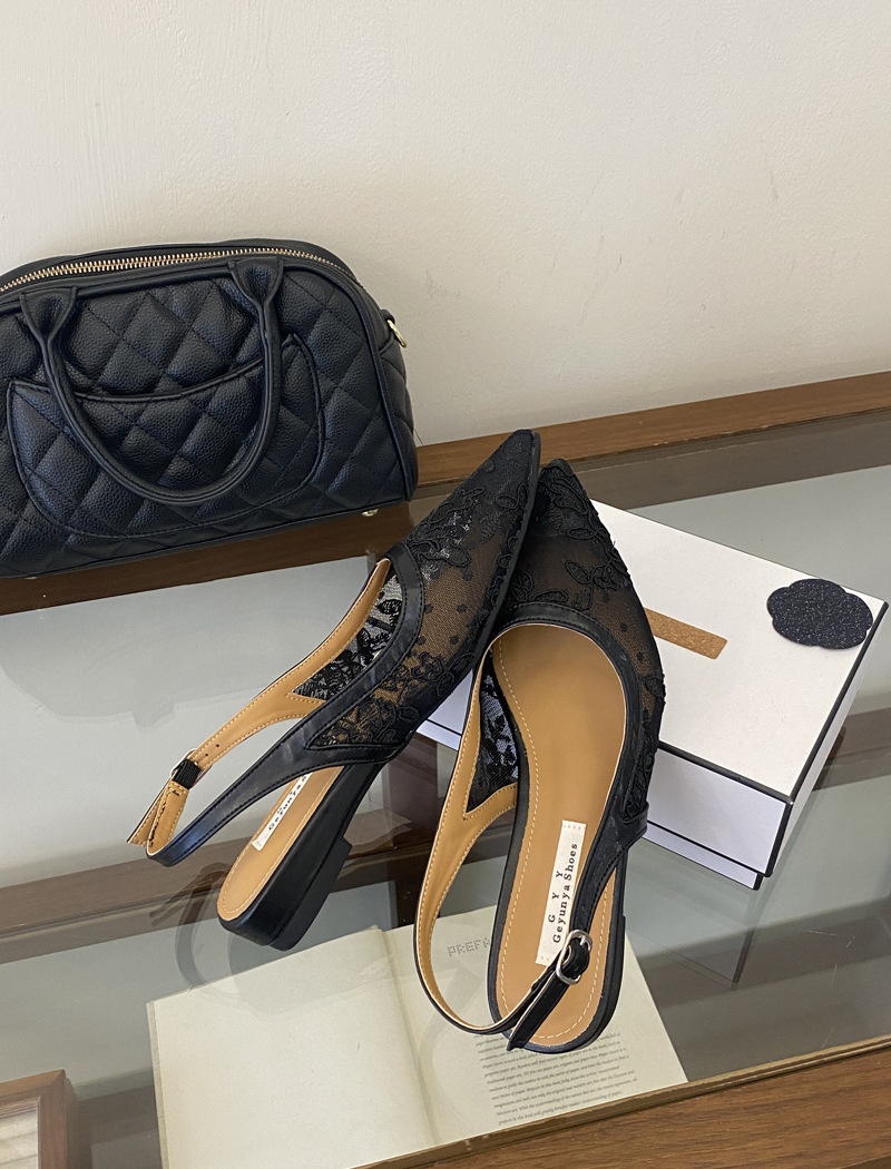 France style wears outside hollow sandals for women