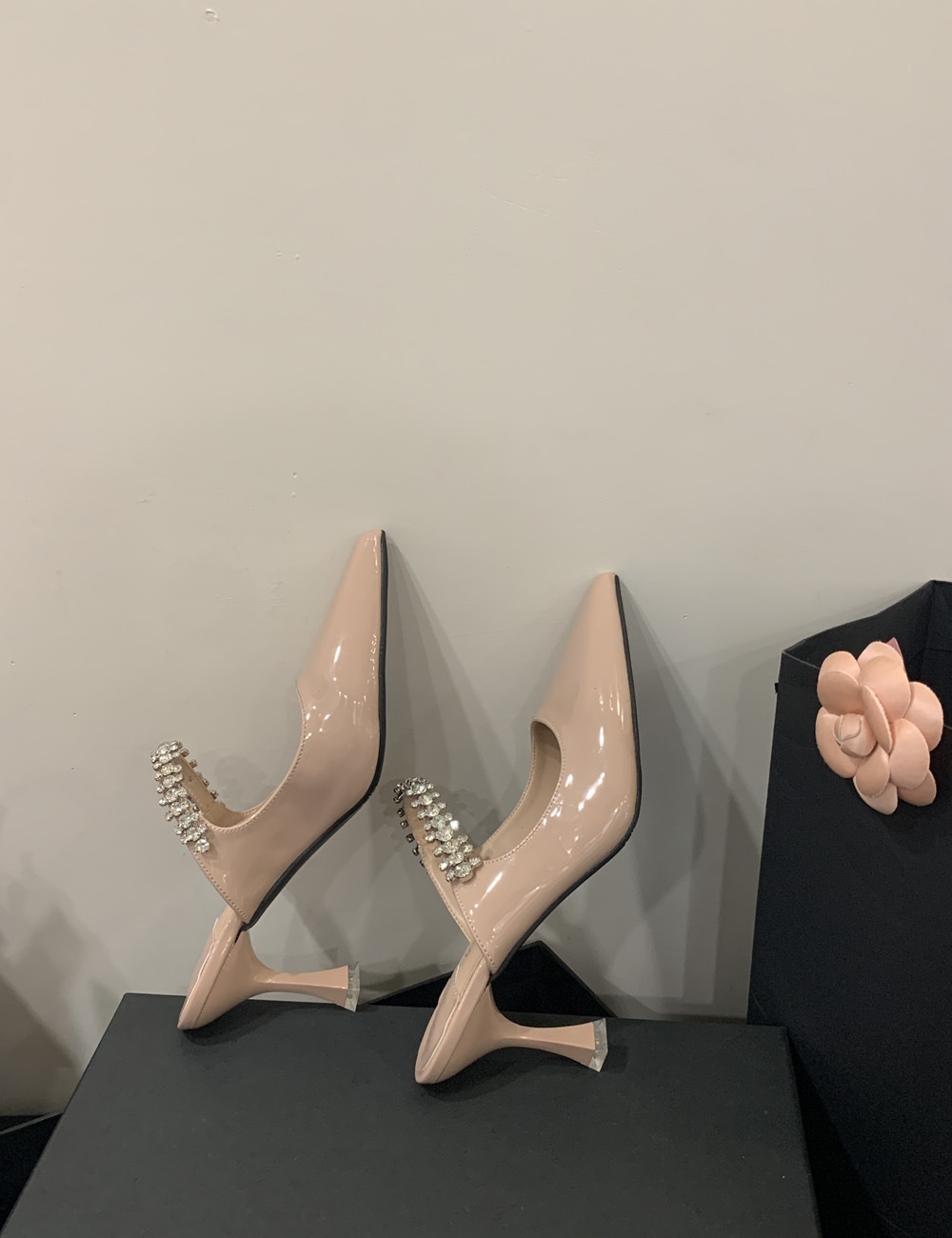 Spring and summer pointed high-heeled shoes high-heeled slippers