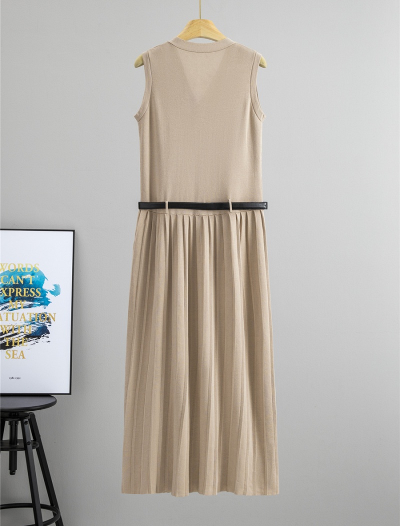 Sleeveless pinched waist dress pleated vest