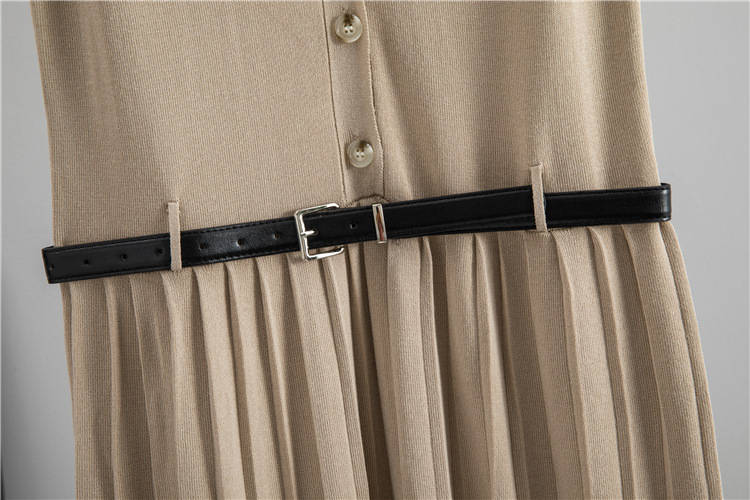 Sleeveless pinched waist dress pleated vest