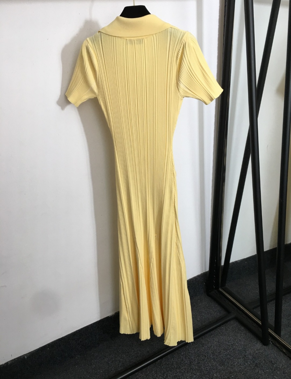Slim France style knitted tender pink lapel dress