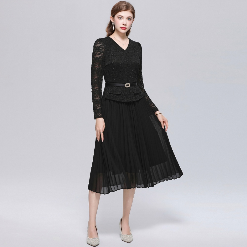 Hepburn style France style pleated with belt V-neck dress