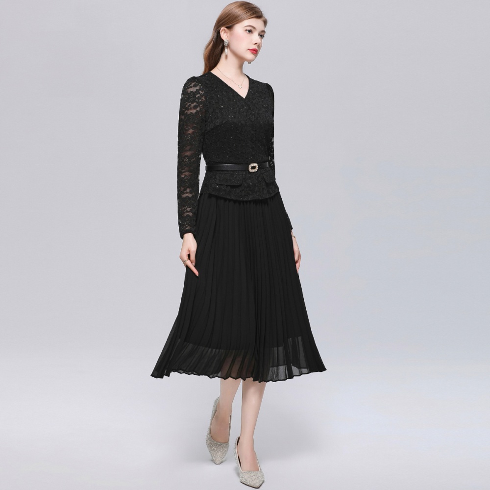 Hepburn style France style pleated with belt V-neck dress