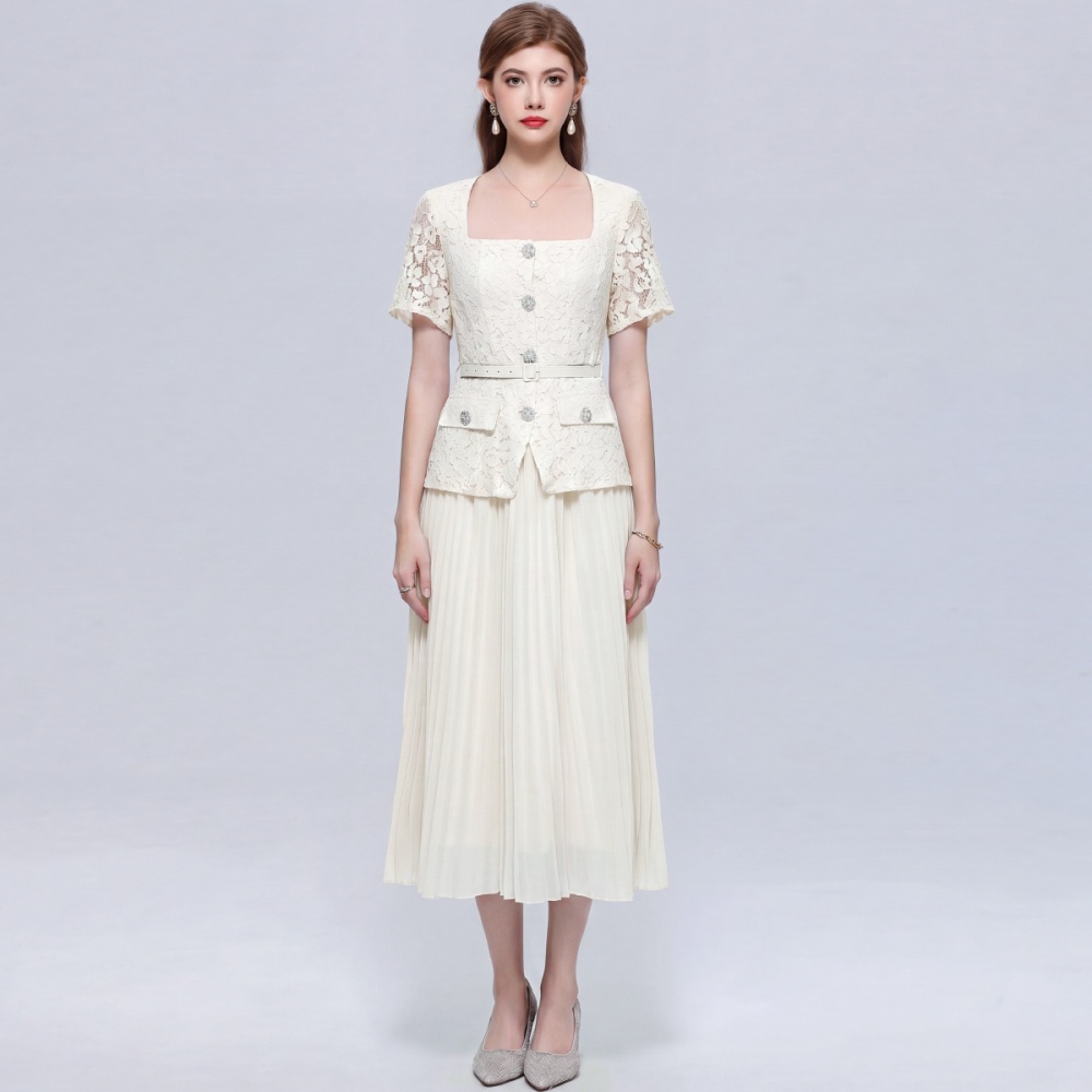 Short sleeve slim square collar Pseudo-two pleated dress