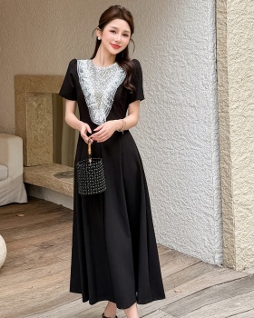 Lace splice big skirt slim beading large yard dress