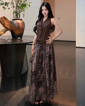 Commuting fashion halter skirt Casual summer tops 2pcs set