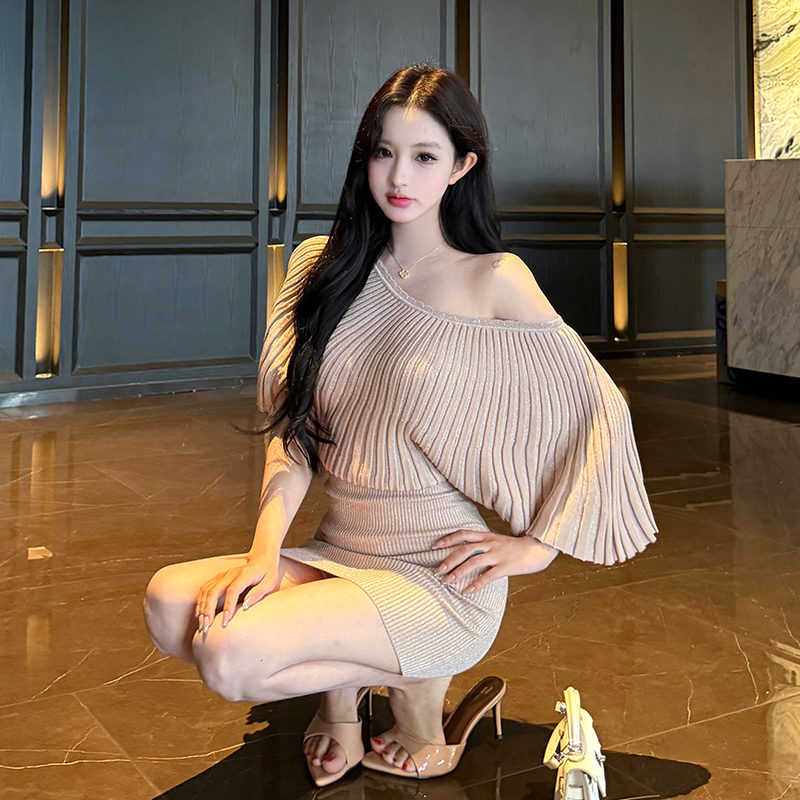 Sexy package hip dress short sleeve knitted T-back for women