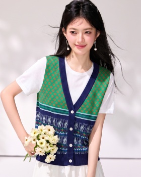 Pseudo-two V-neck jacquard tops green retro sweater
