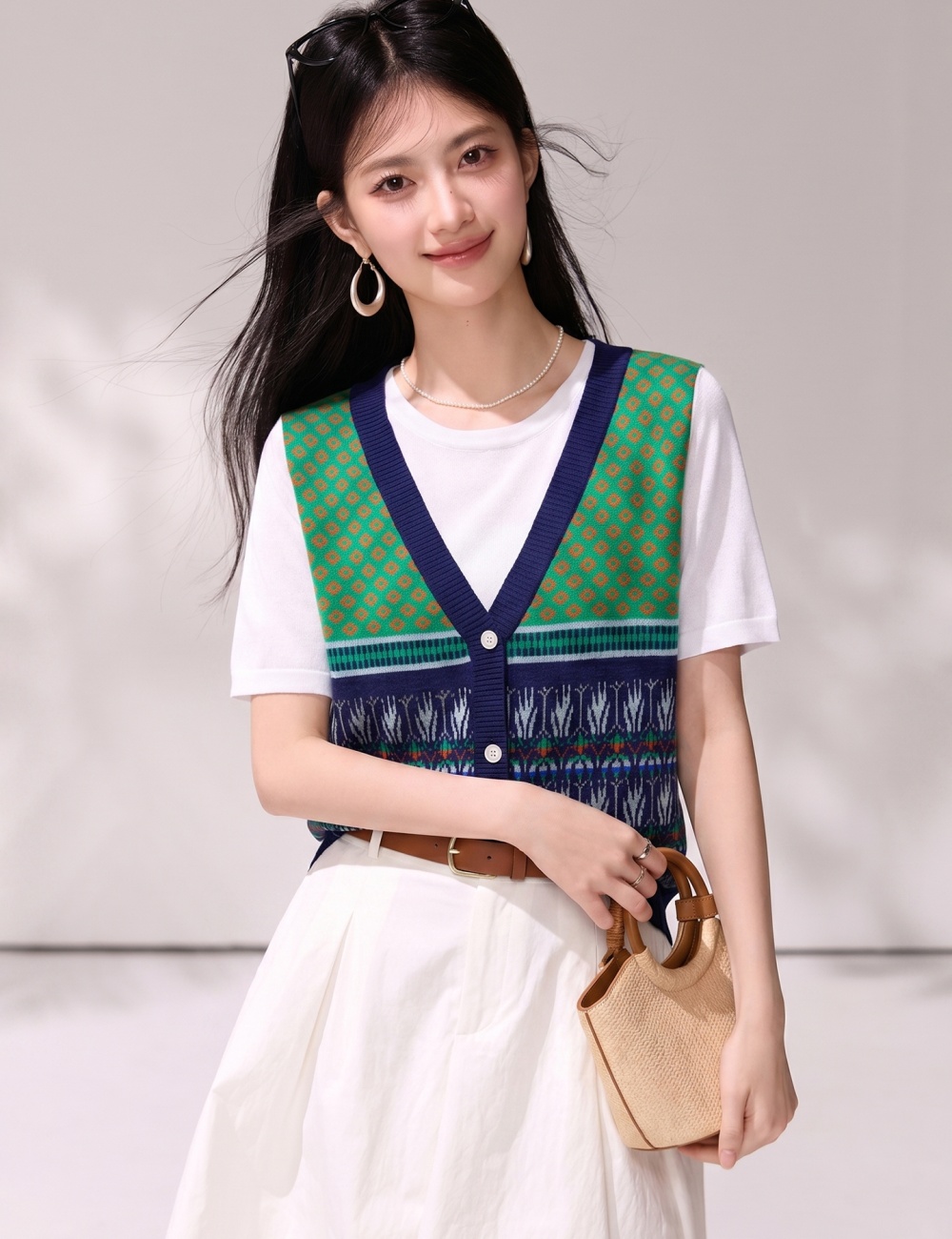 Pseudo-two V-neck jacquard tops green retro sweater