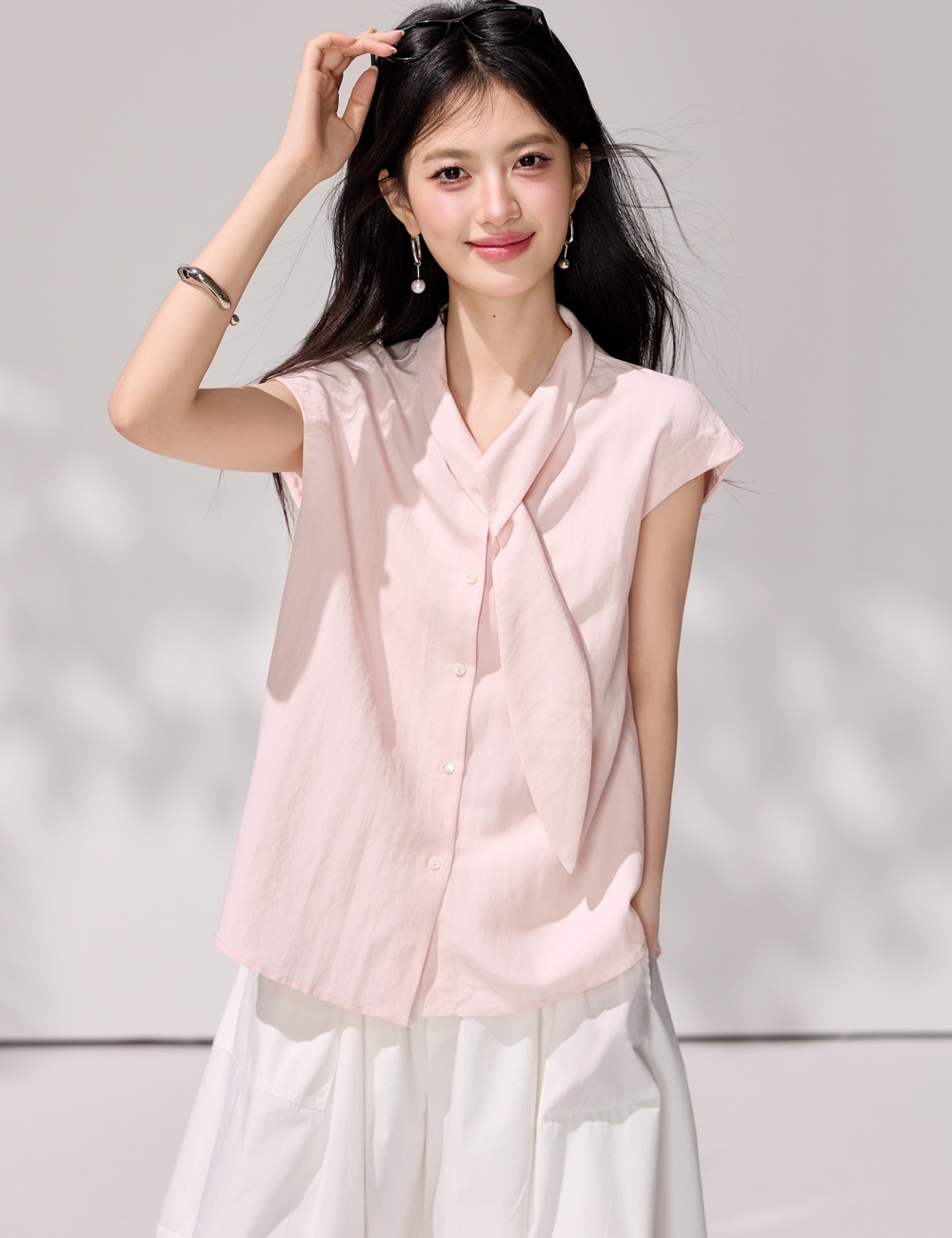 Sleeveless temperament tops summer niche shirt for women