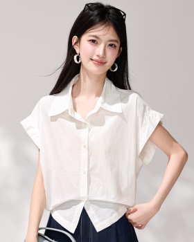 Commuting minimalist shirt short sleeve tops for women