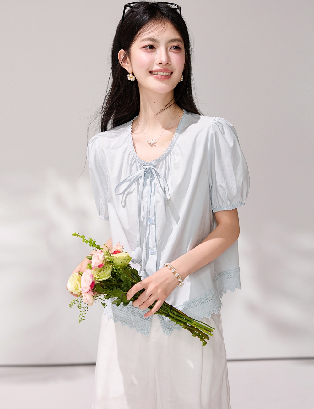 Blue lace splice shirt France style short sleeve tops