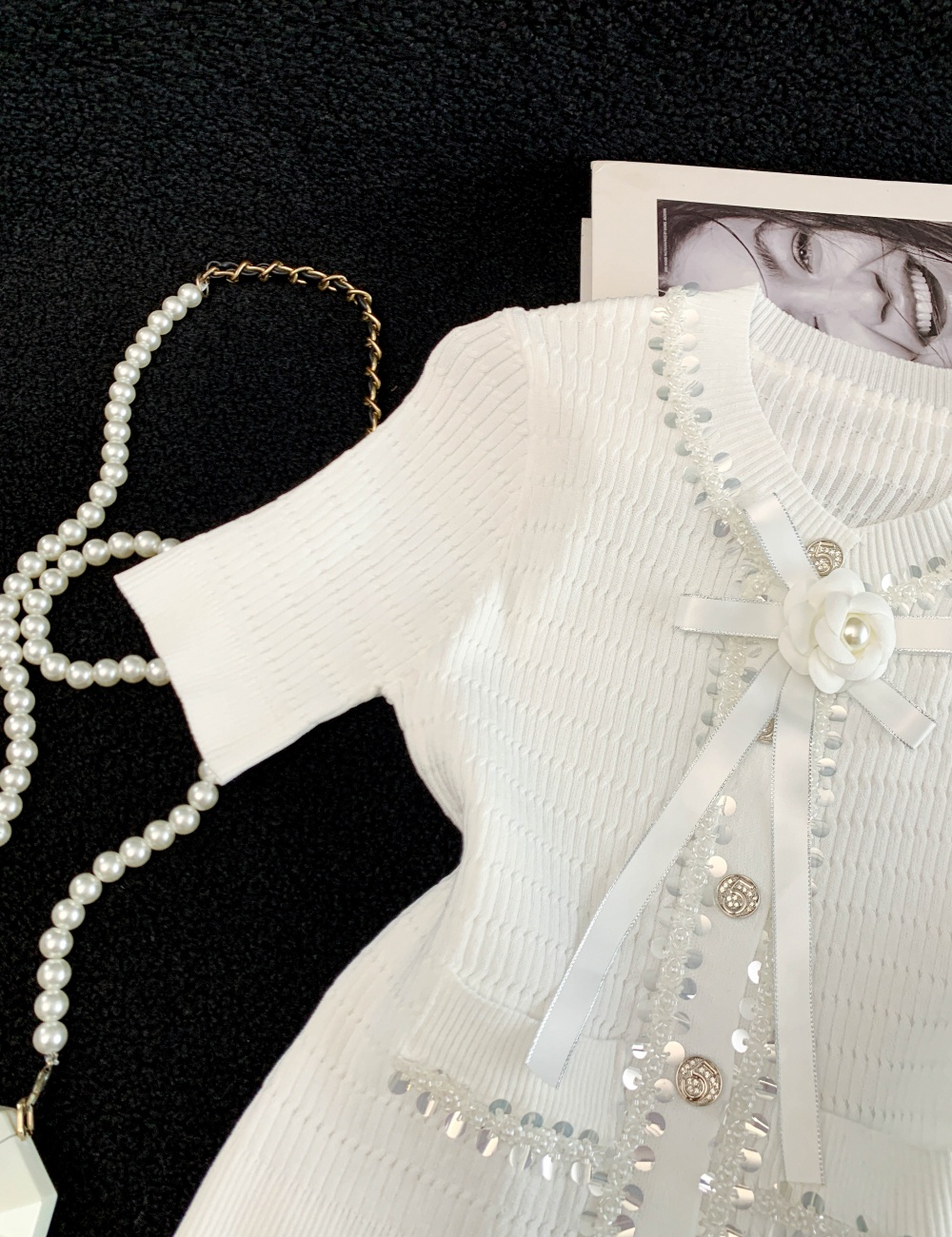 Slim pearl decoration tops doll collar sweater for women