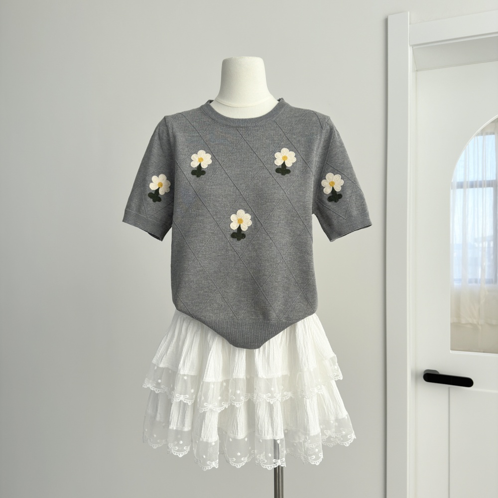 Thin ice silk small shirt embroidered flowers T-shirt for women
