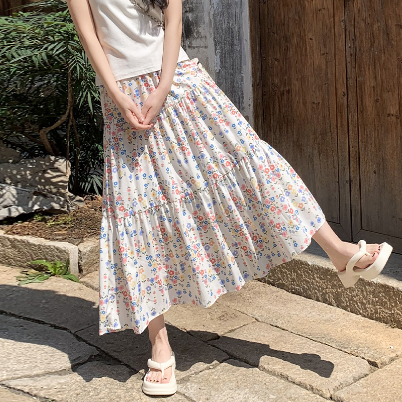 Unique fashionable summer temperament dress for women