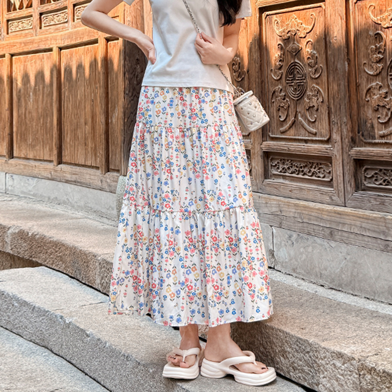 Unique fashionable summer temperament dress for women
