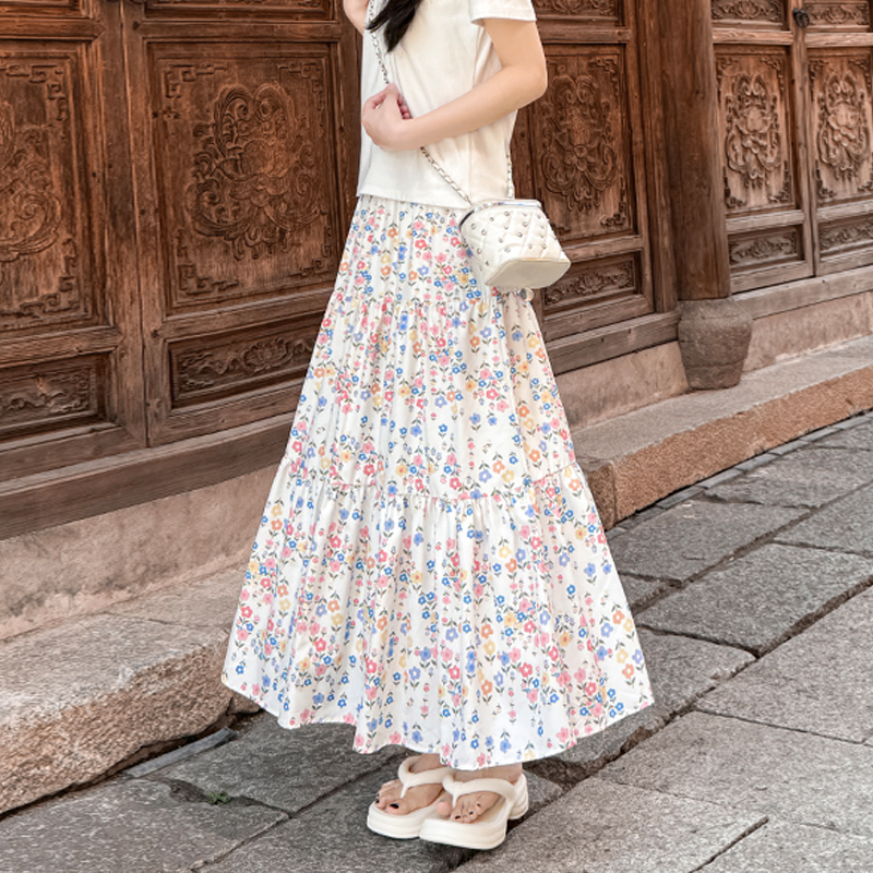 Unique fashionable summer temperament dress for women