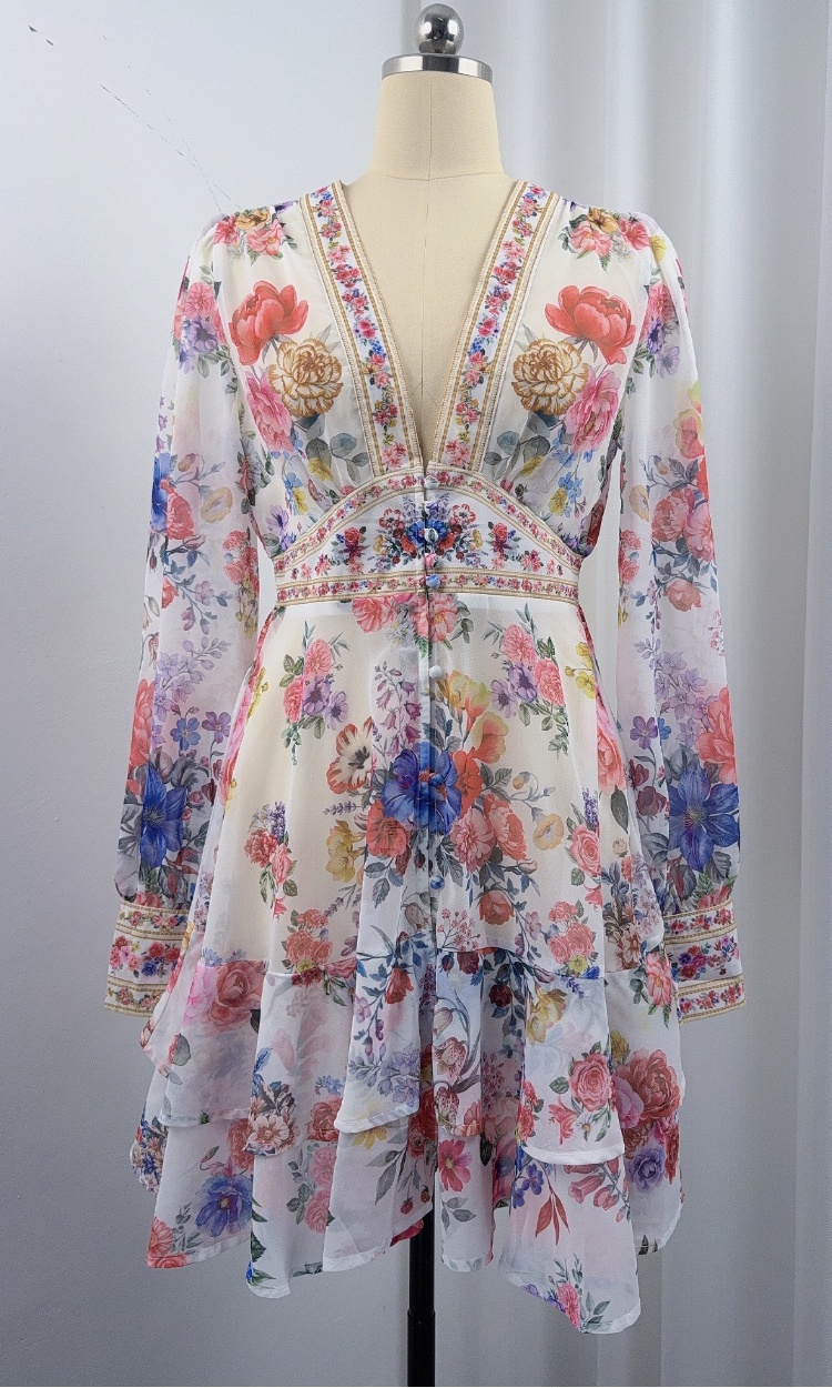 Tender lantern sleeve T-back V-neck slim dress