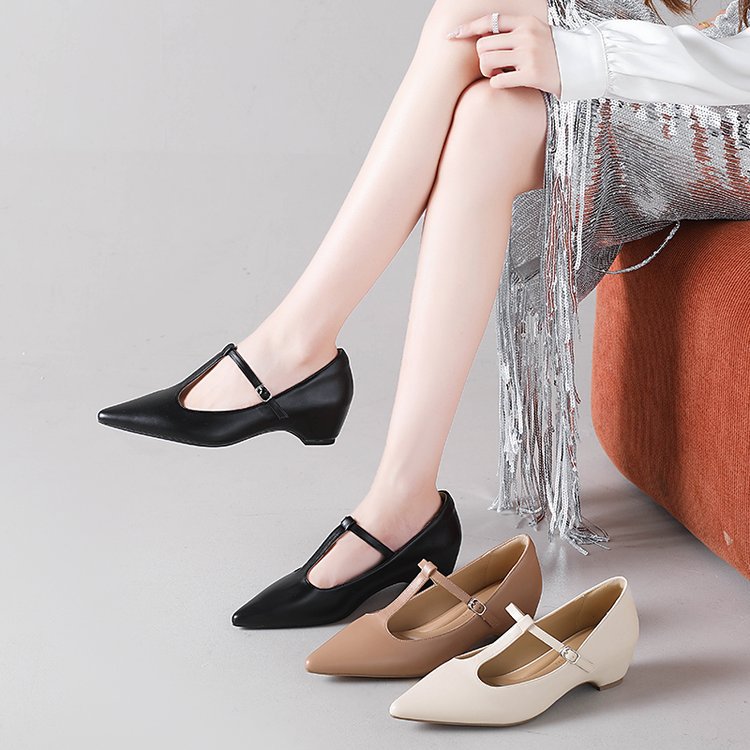Fashion pointed shoes lady leather shoes for women