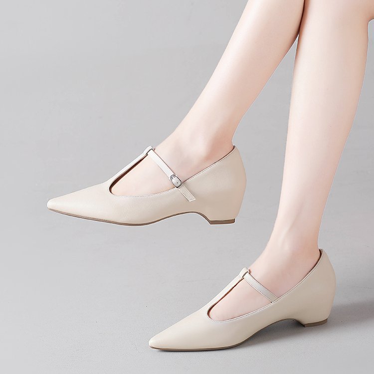 Fashion pointed shoes lady leather shoes for women