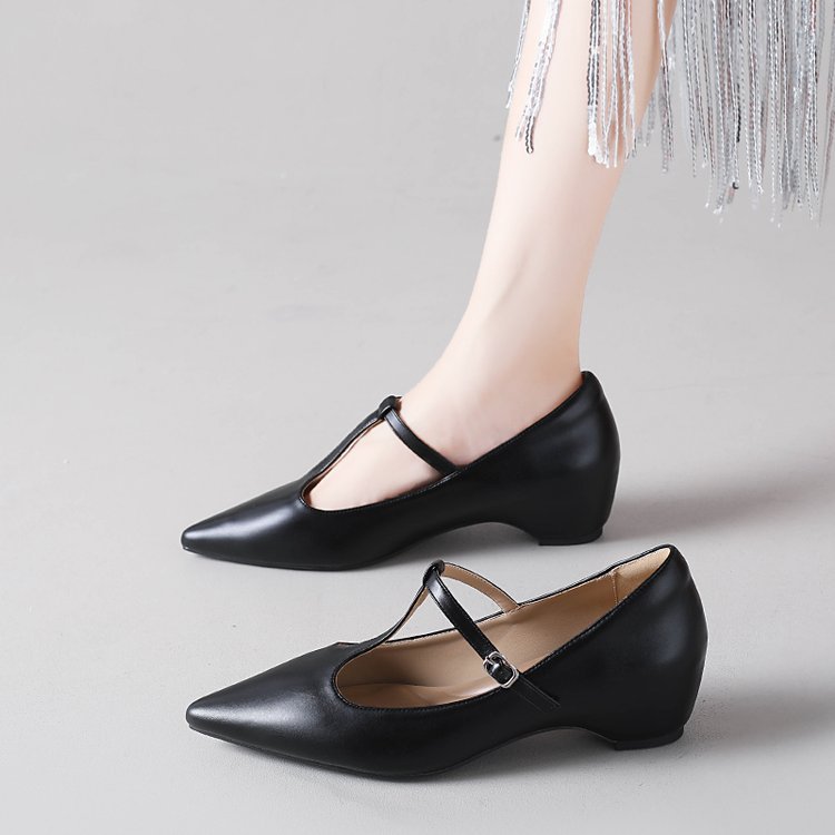 Fashion pointed shoes lady leather shoes for women
