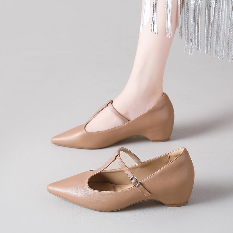 Fashion pointed shoes lady leather shoes for women