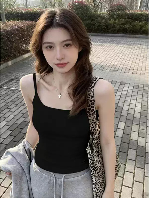 Sleeveless with chest pad Bra wrapped chest vest