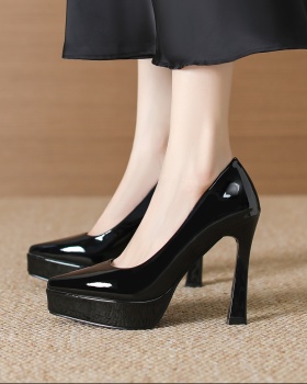 Fashion night show footware thick black platform for women