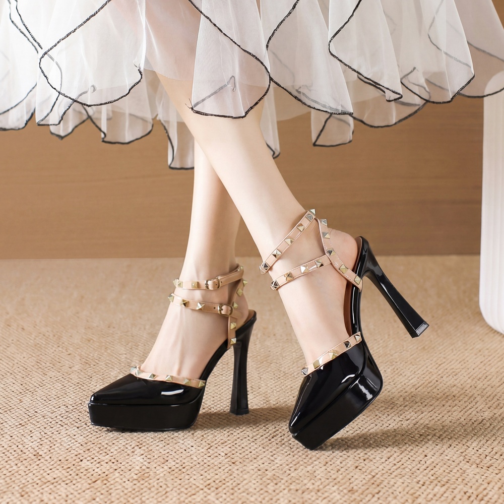 Fashion rivet platform all-match pointed shoes for women