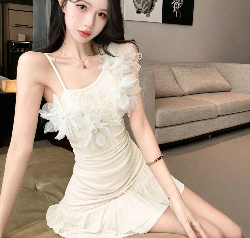 Tender gauze lady temperament sloping shoulder dress