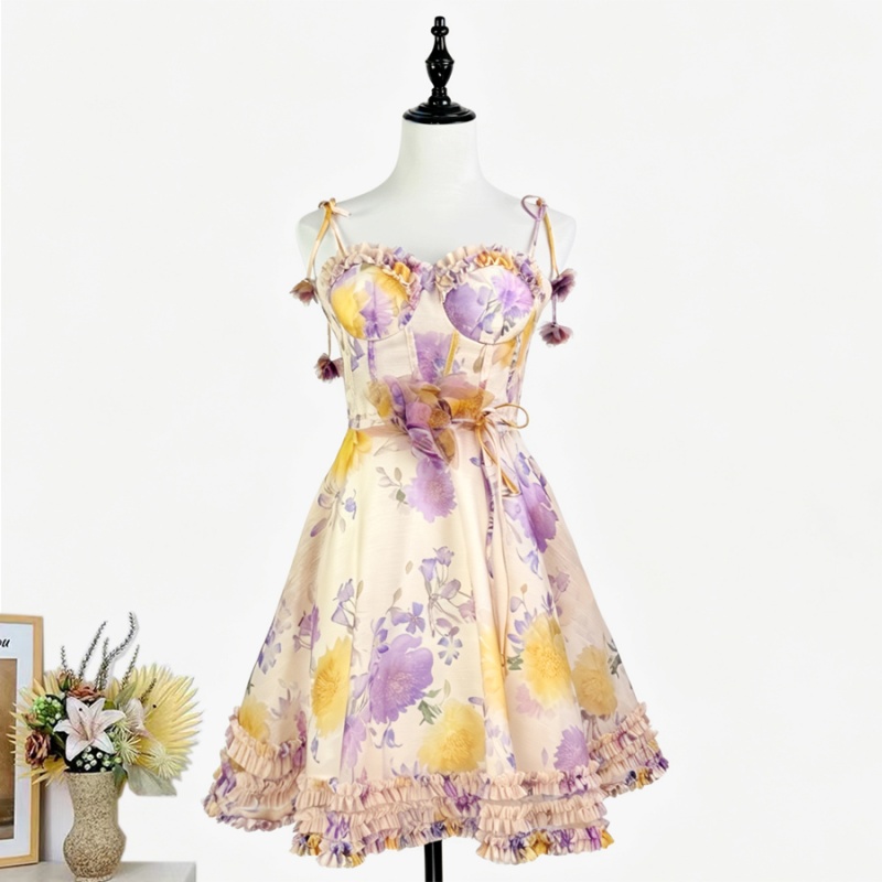 Flowers pure thick and disorderly dress