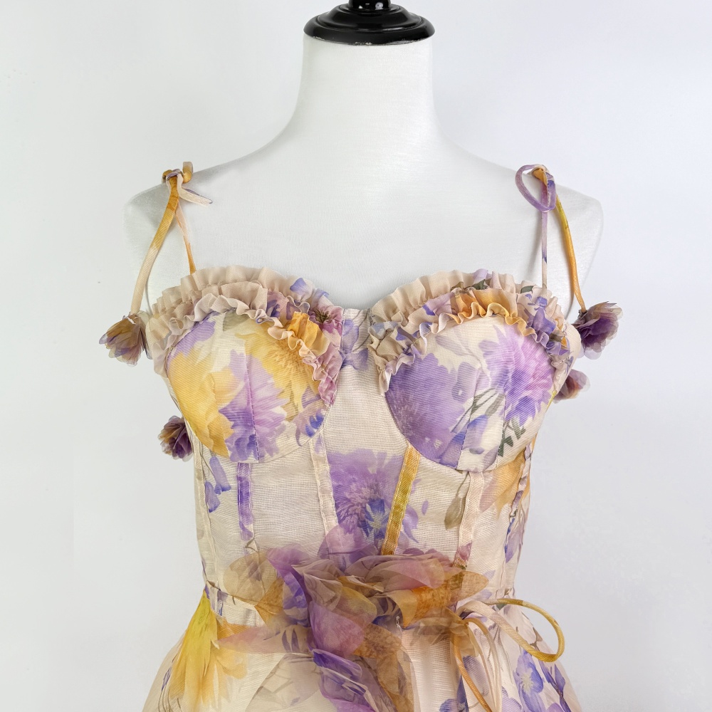 Flowers pure thick and disorderly dress