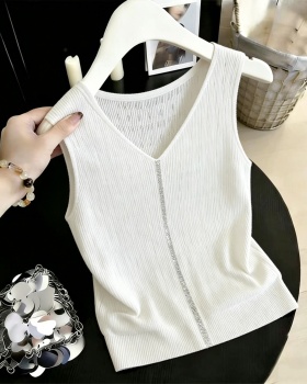 Summer wears outside small shirt sling tops