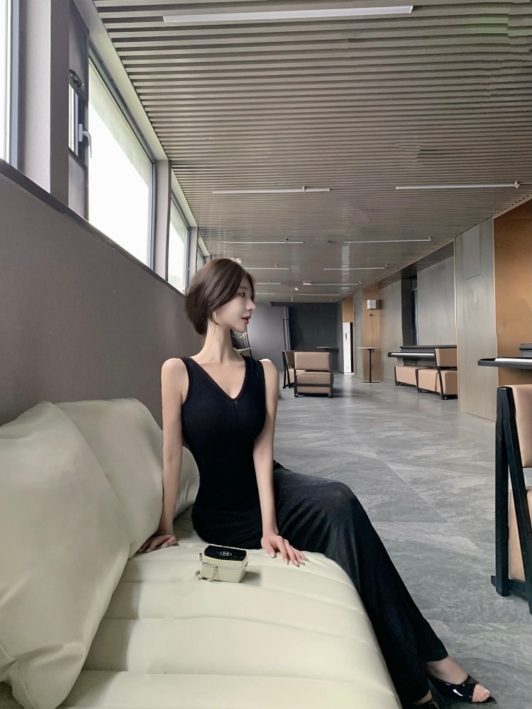 V-neck pinched waist dress Casual summer long dress